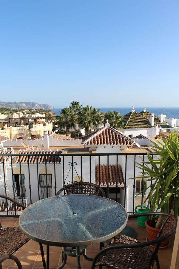 Playa Burriana, Tva Terasser, Havsutsikt, Pool Nerja Exterior photo